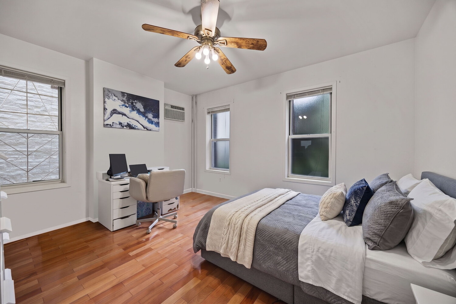 32-73 30TH Street