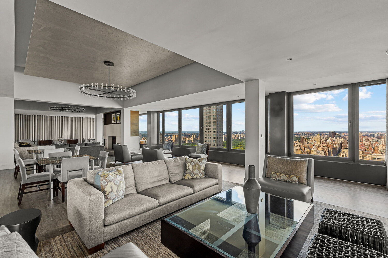 117 E 57TH Street 32F
