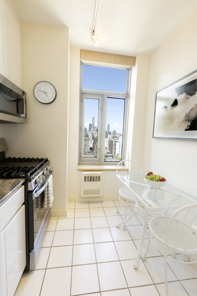 188 E 64TH Street 2006