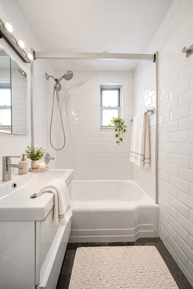 50-15 39TH Street 3E