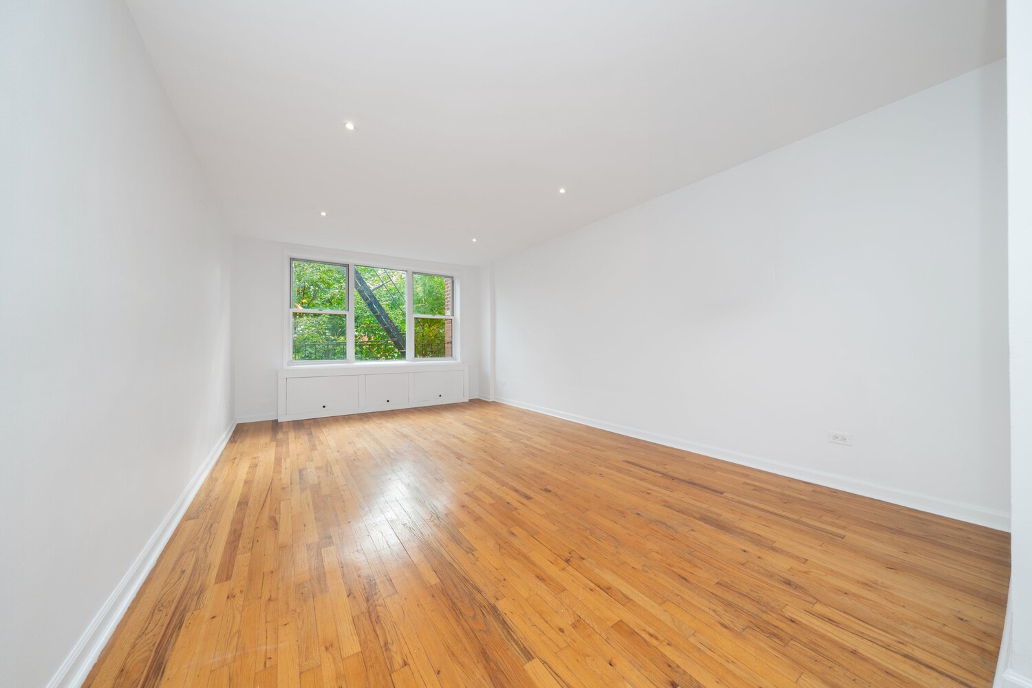 50-15 39TH Street 3E