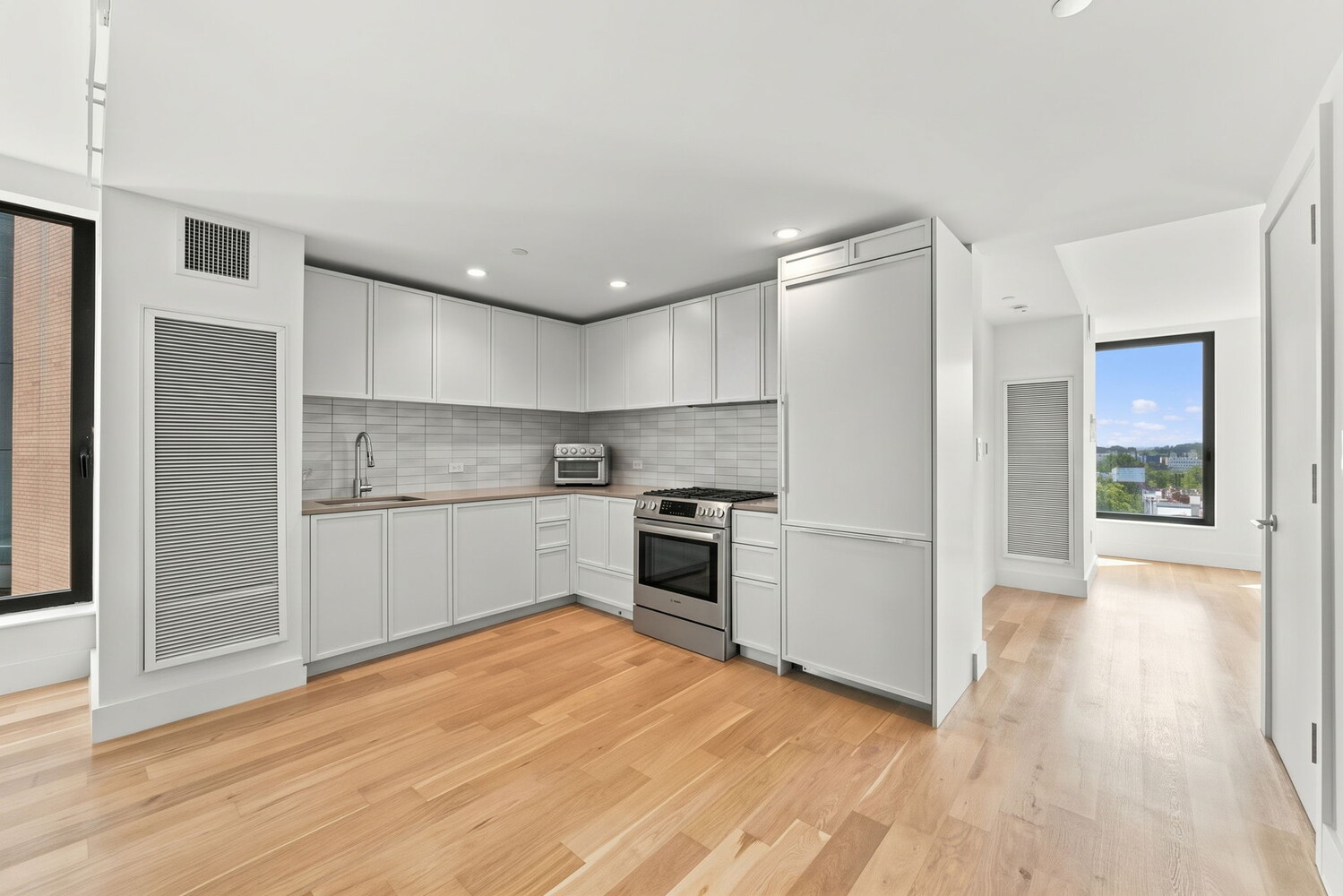 111 MONTGOMERY Street 7G