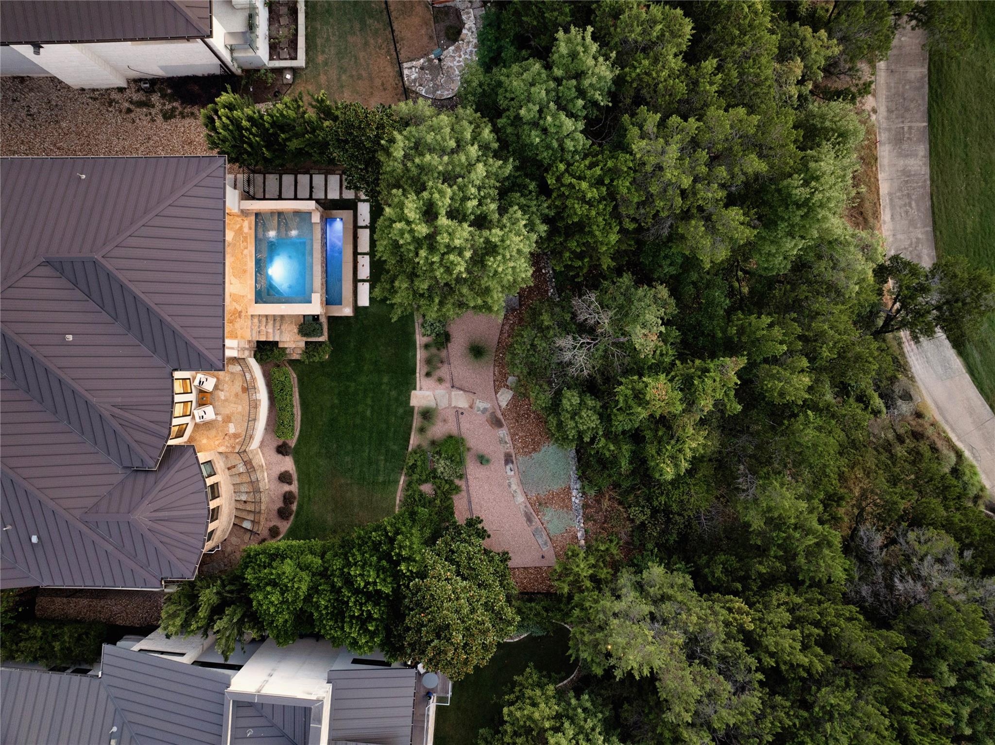 8320 Carranzo DR