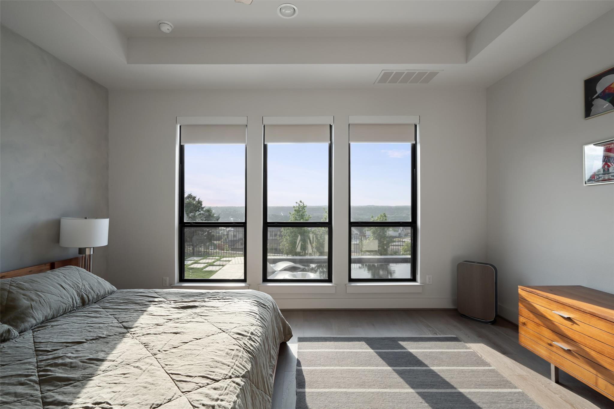 6517 Empresa DR