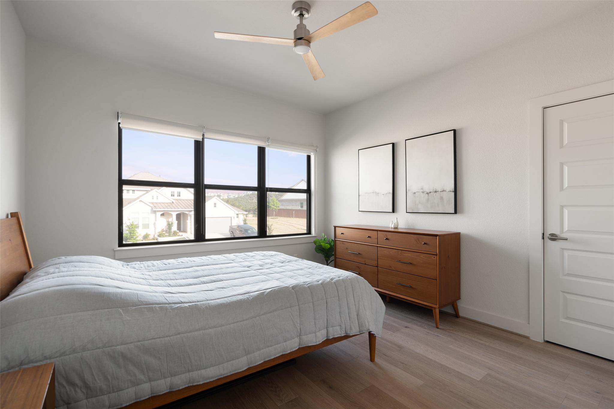 6517 Empresa DR