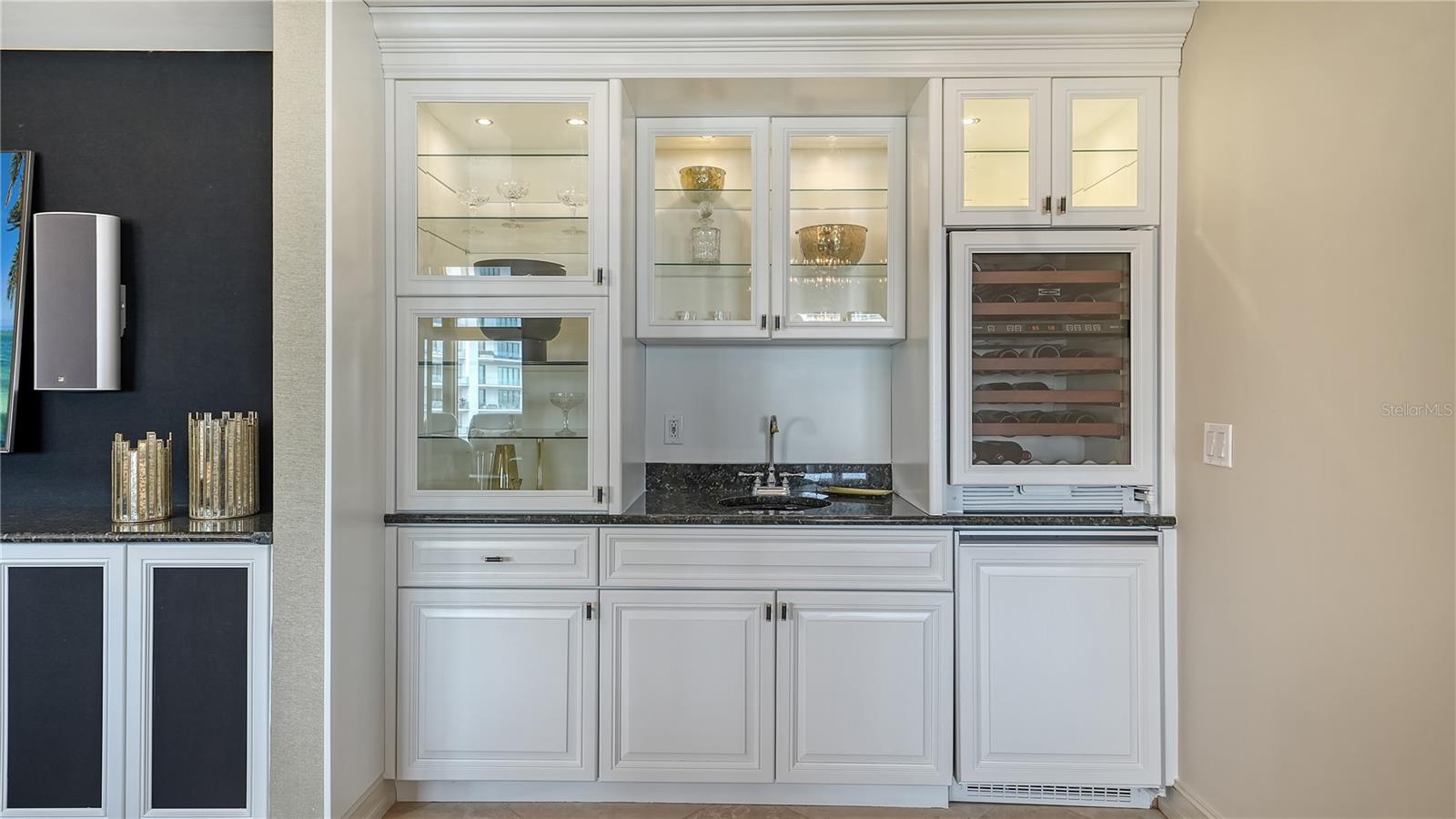 1111 RITZ CARLTON DRIVE Unit: 1703