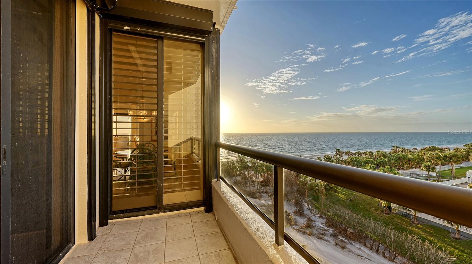 435 L AMBIANCE DR #M408