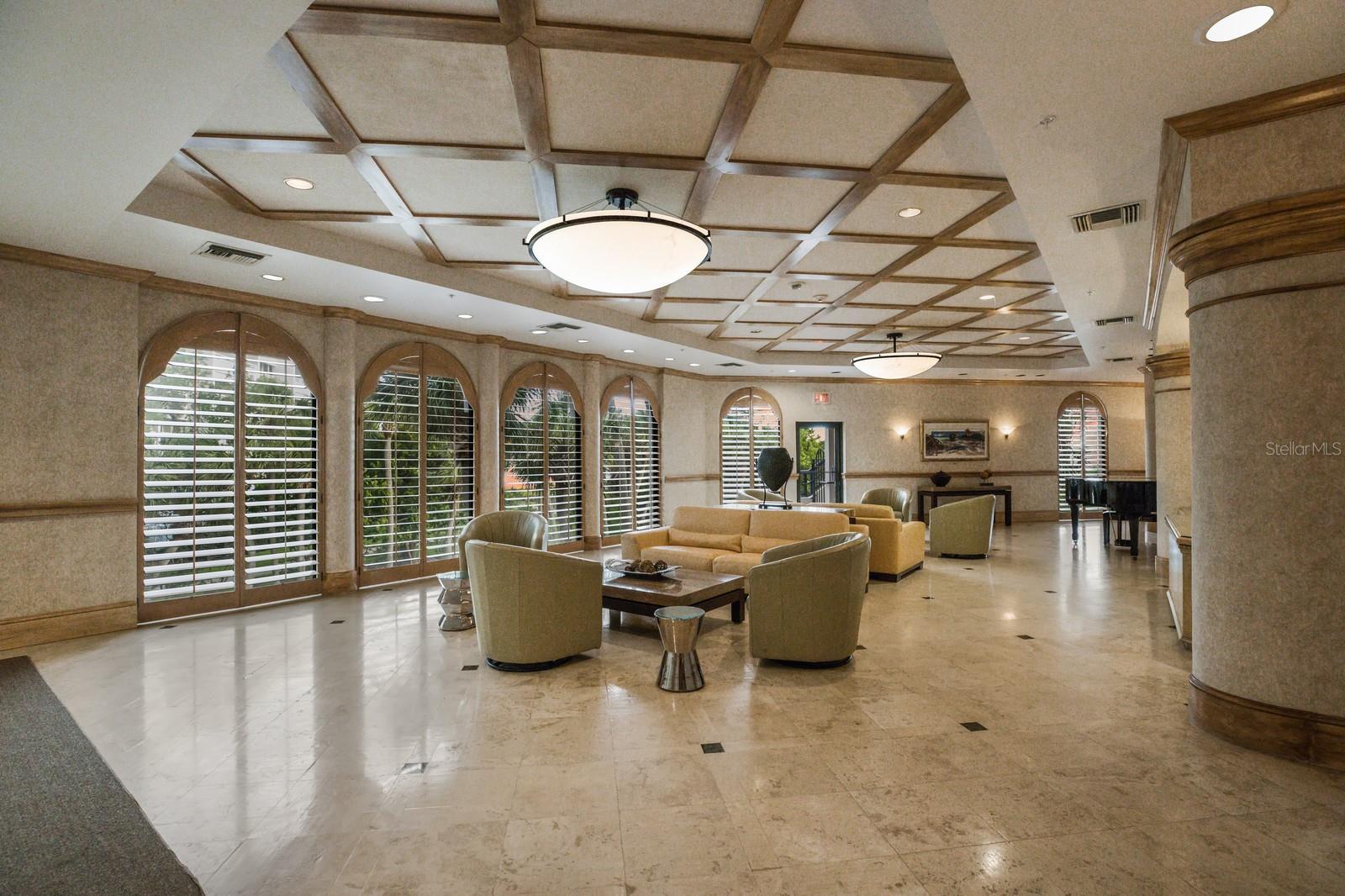 435 L AMBIANCE DR #M408