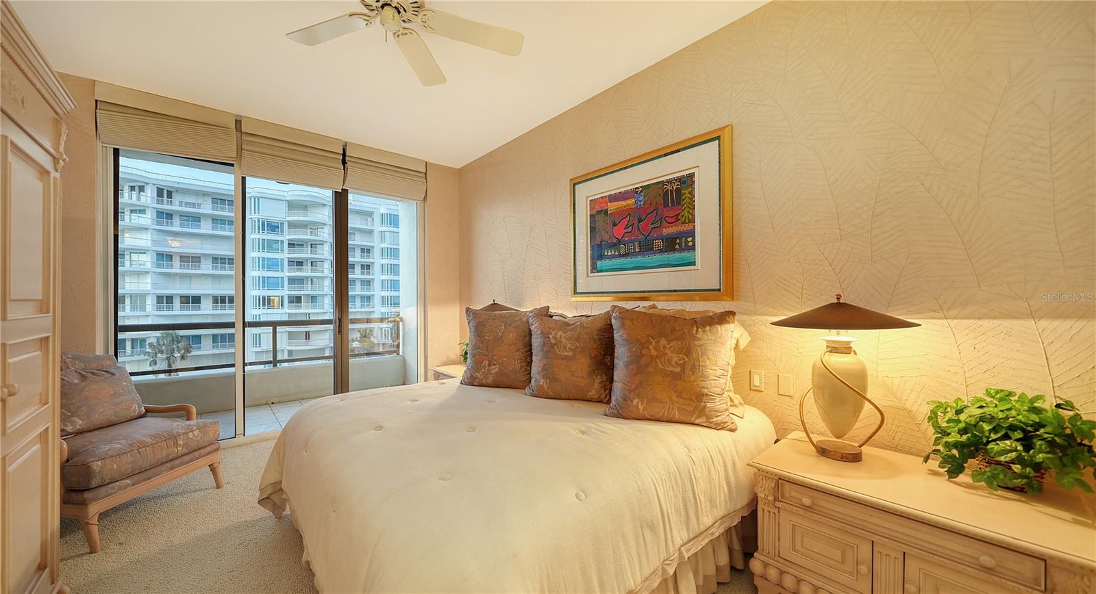 435 L AMBIANCE DR #M408