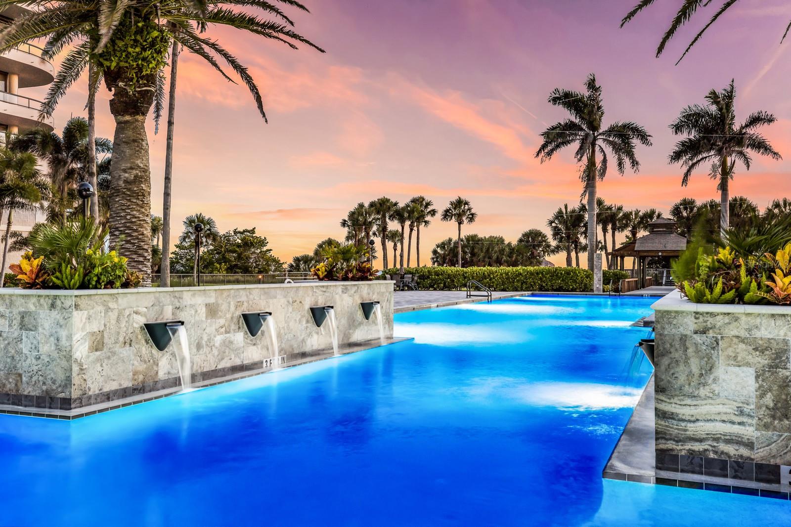 435 L AMBIANCE DR #M408