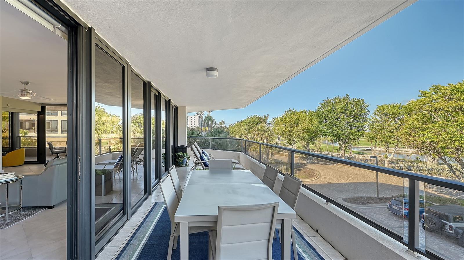 565 SANCTUARY DR #A203