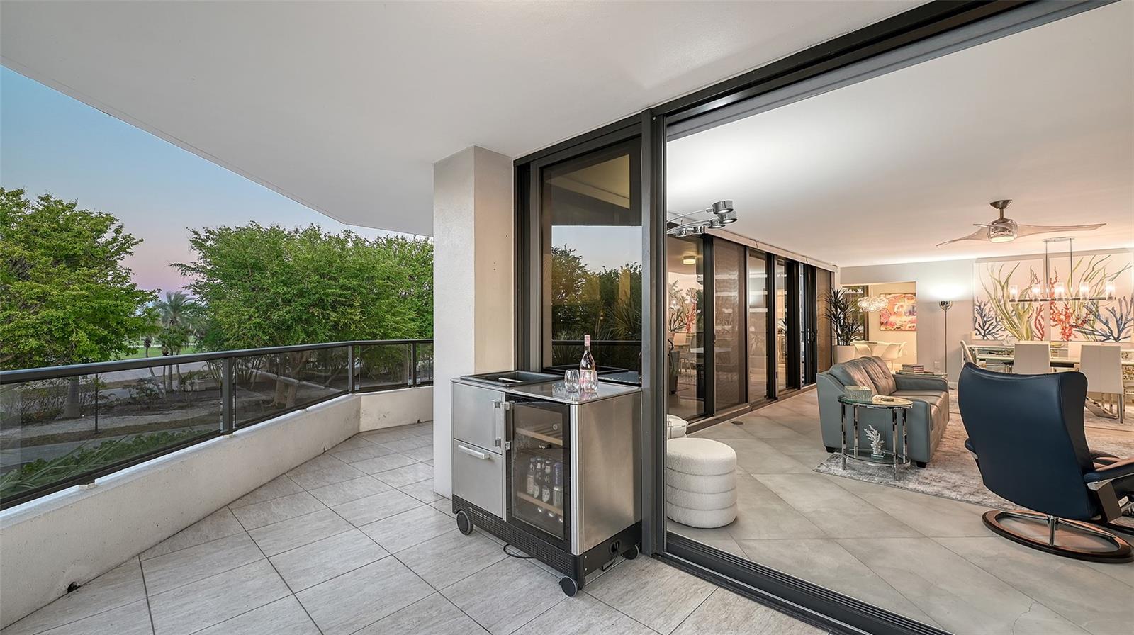 565 SANCTUARY DR #A203