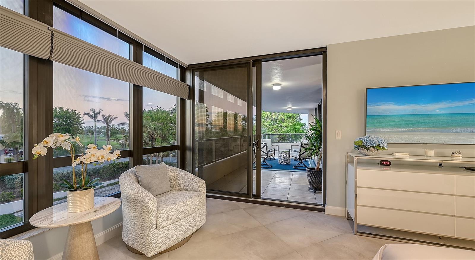 565 SANCTUARY DR #A203