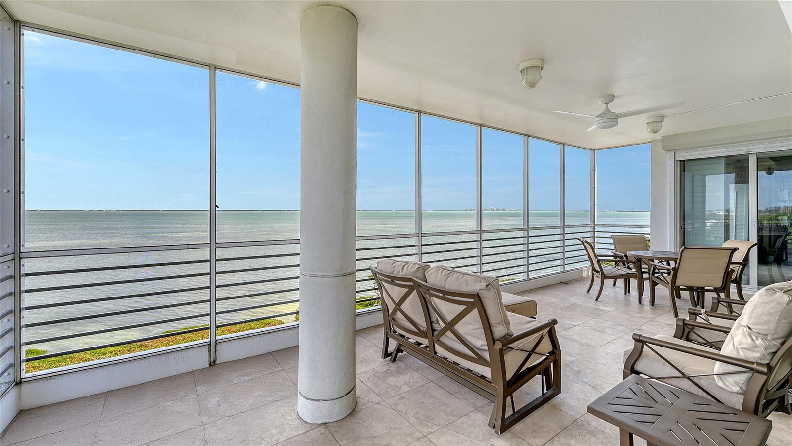 2450 HARBOURSIDE DR #251