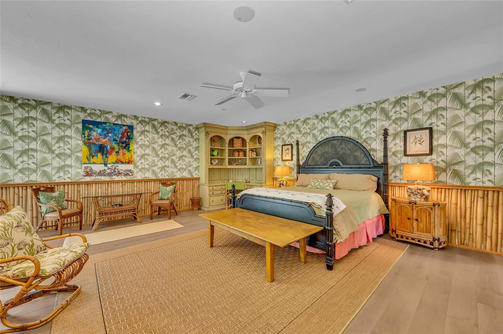 8105 WARWICK GARDENS LN