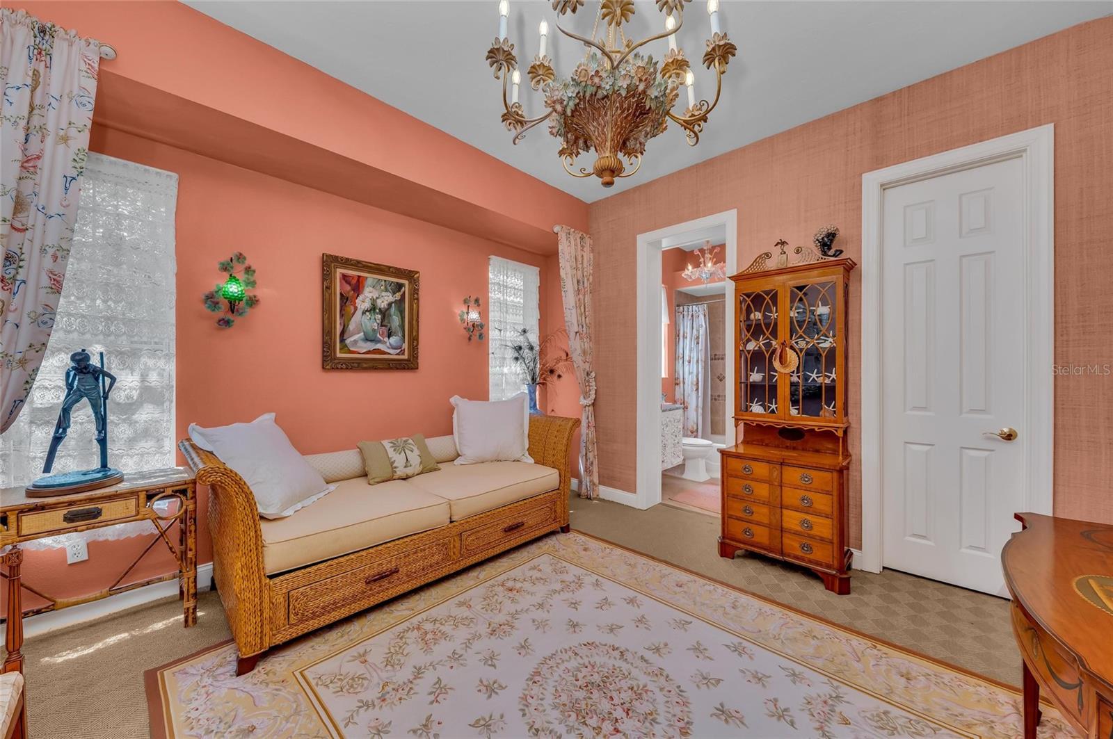 8105 WARWICK GARDENS LN