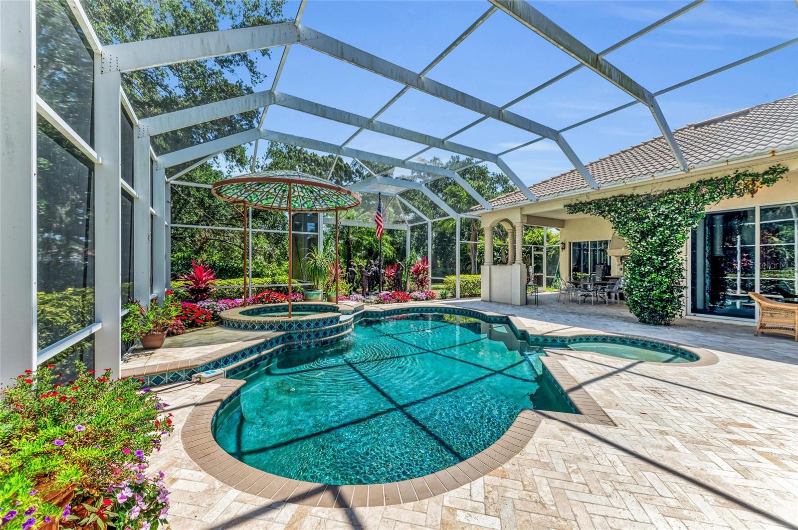 8105 WARWICK GARDENS LN