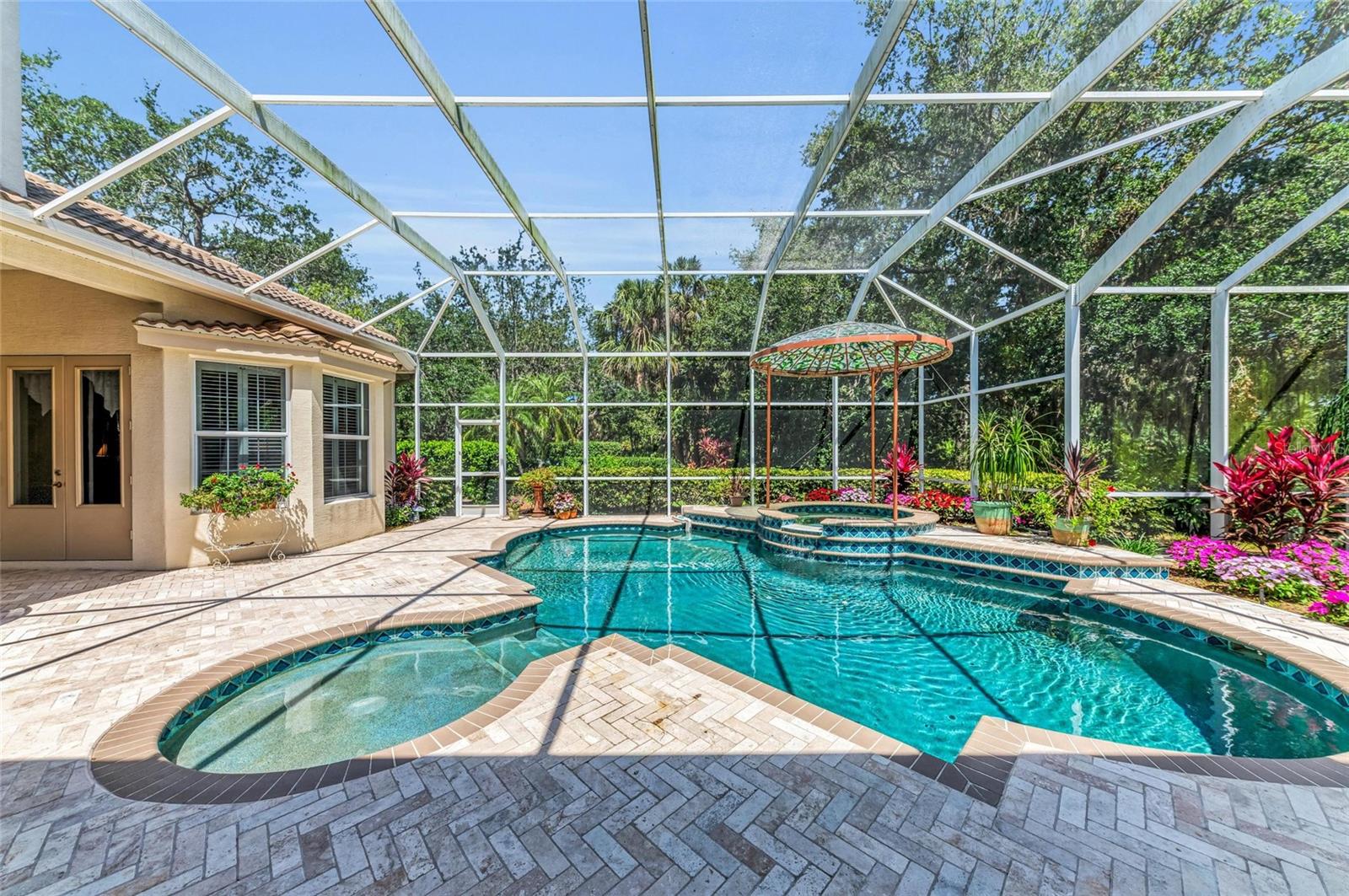 8105 WARWICK GARDENS LN