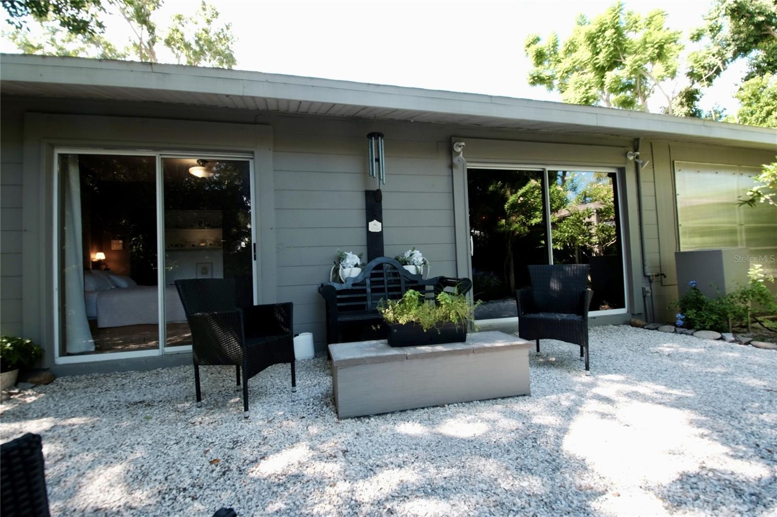 2303 BOUGAINVILLEA ST