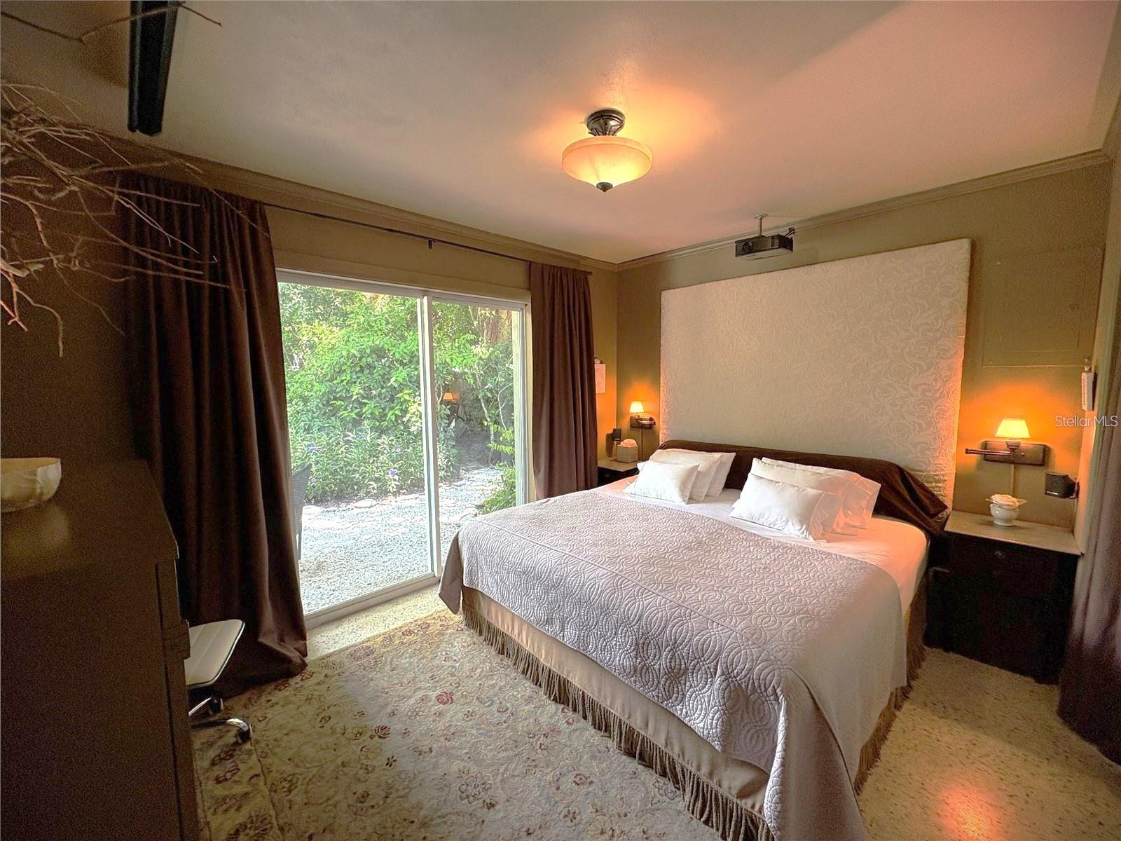 2303 BOUGAINVILLEA ST