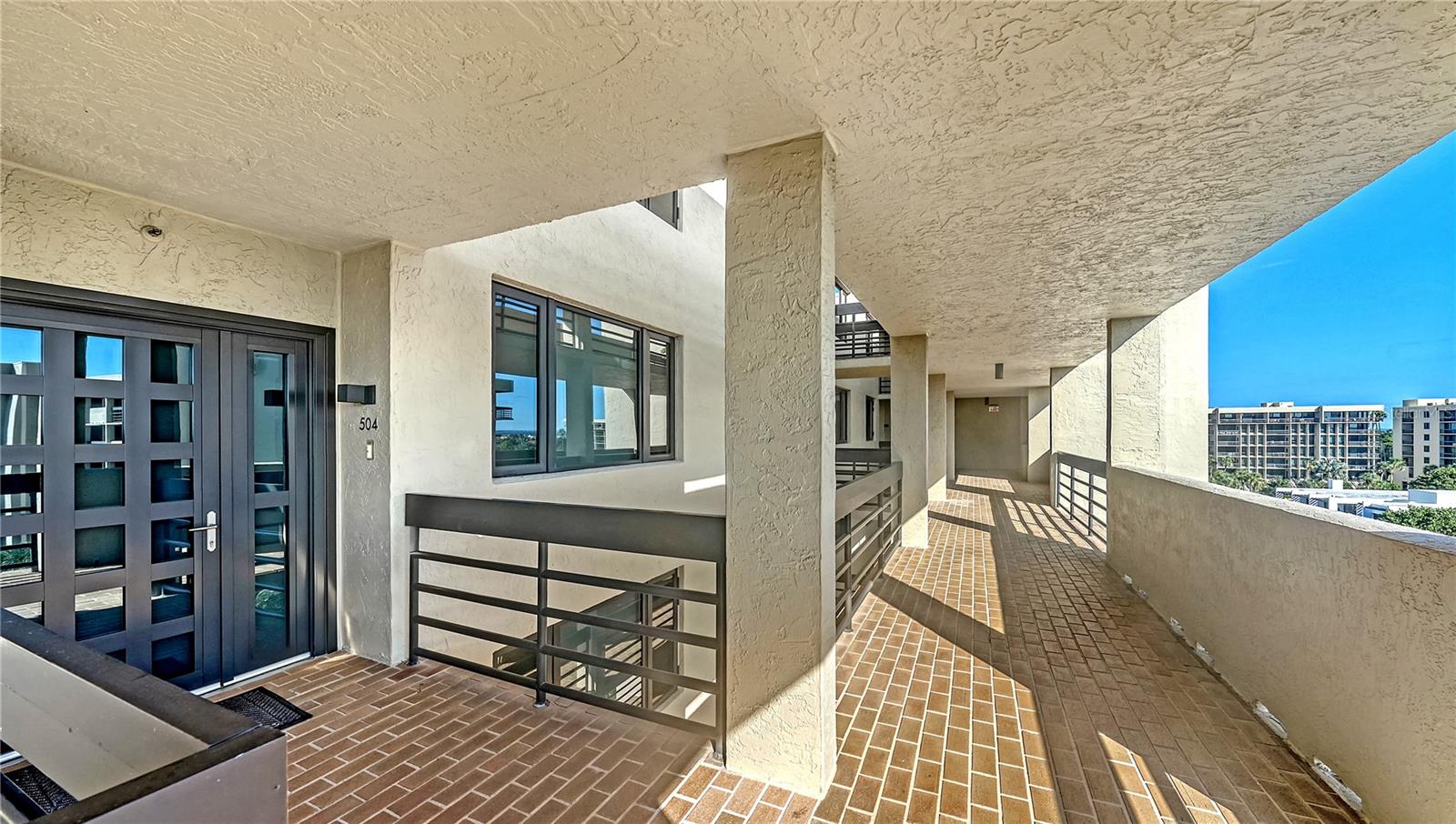 1055 GULF OF MEXICO DR #504