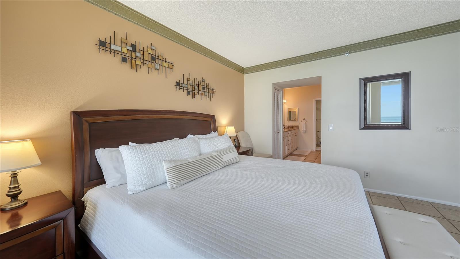 1055 GULF OF MEXICO DR #504