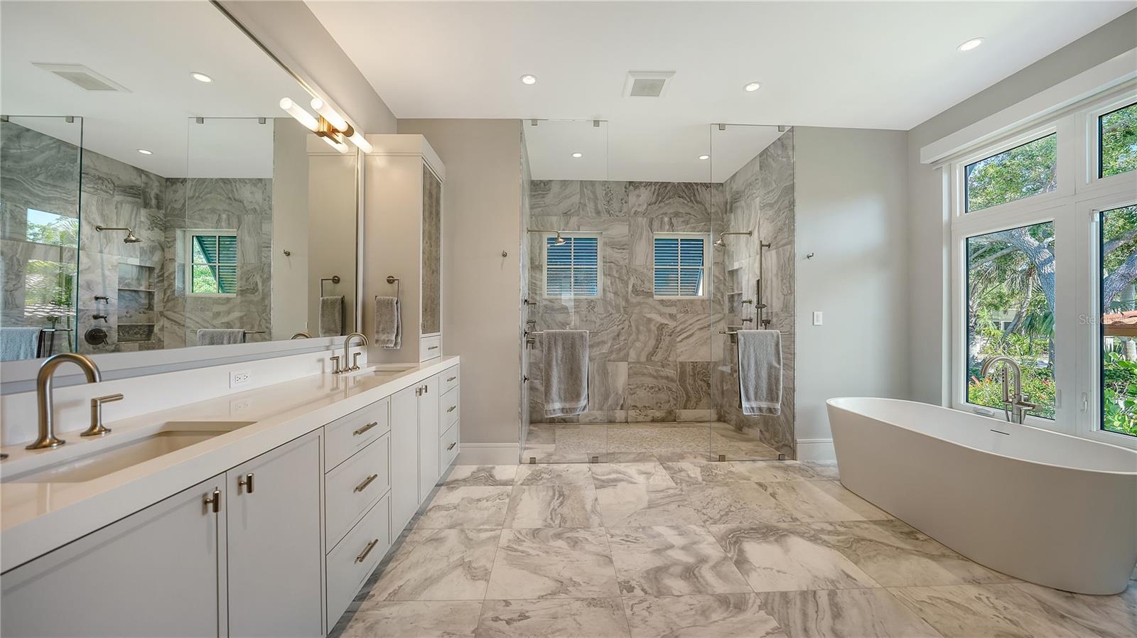 612 MOURNING DOVE DR