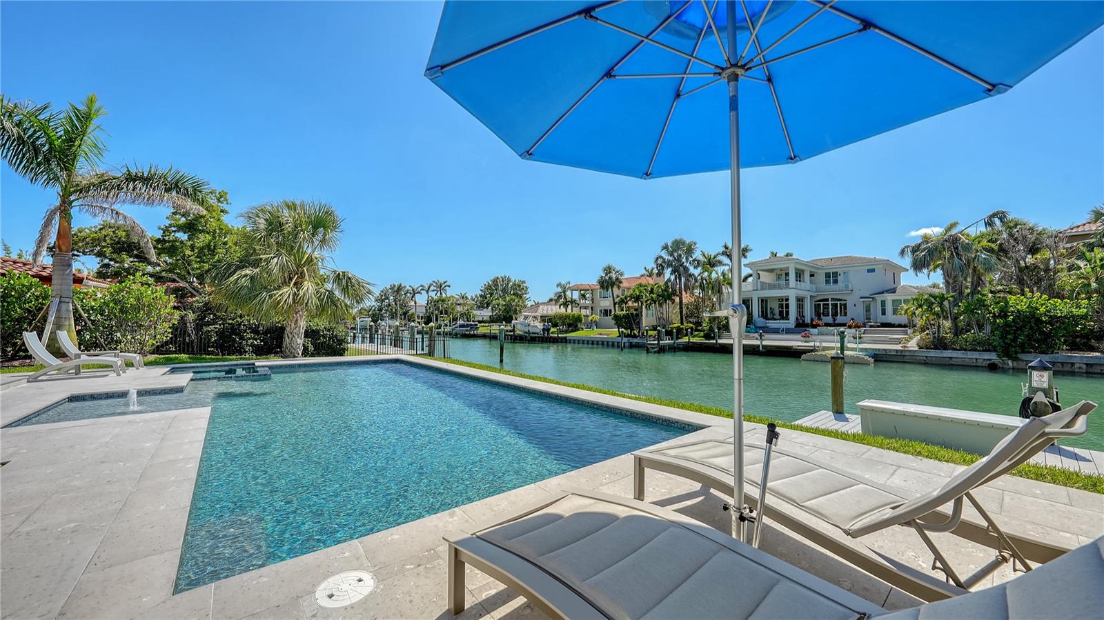 612 MOURNING DOVE DR