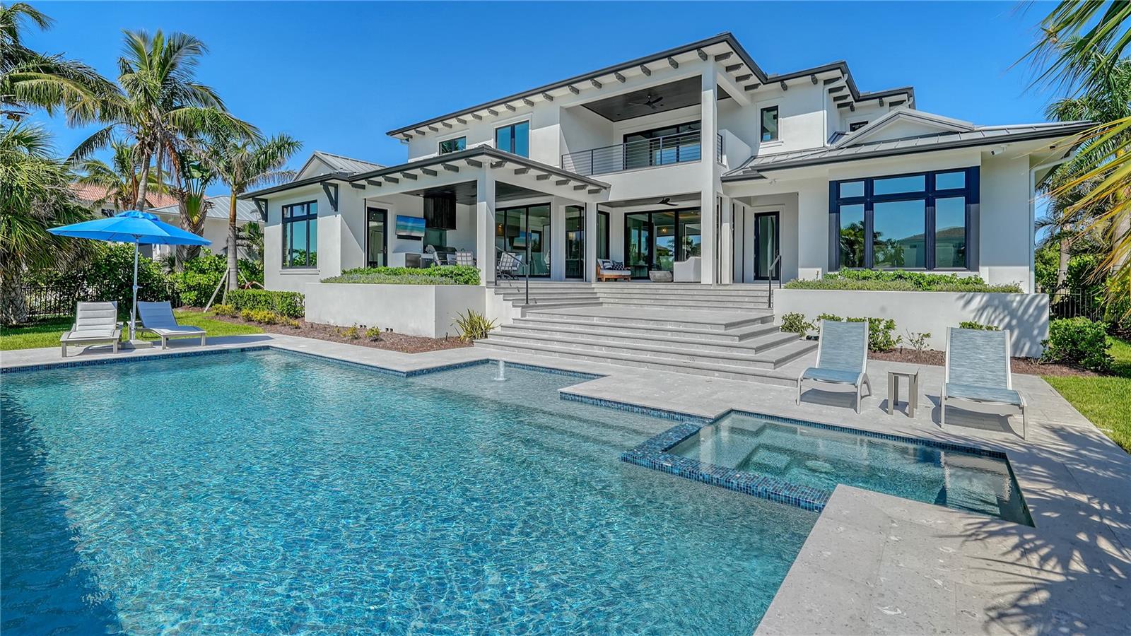 612 MOURNING DOVE DR