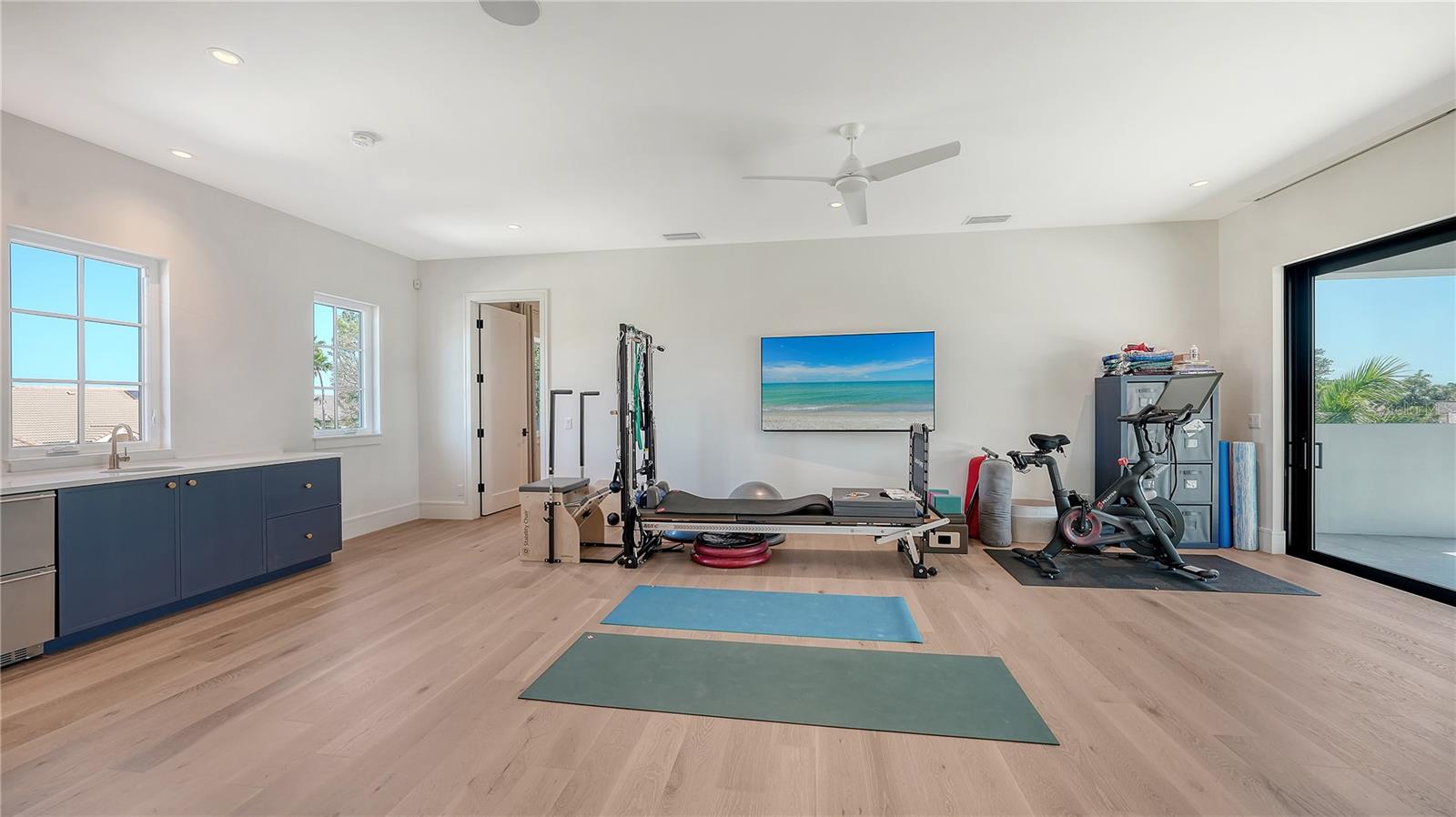 612 MOURNING DOVE DR