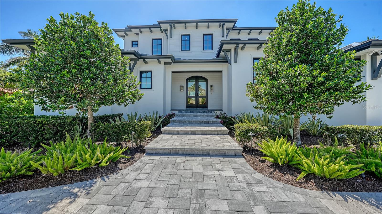 612 MOURNING DOVE DR