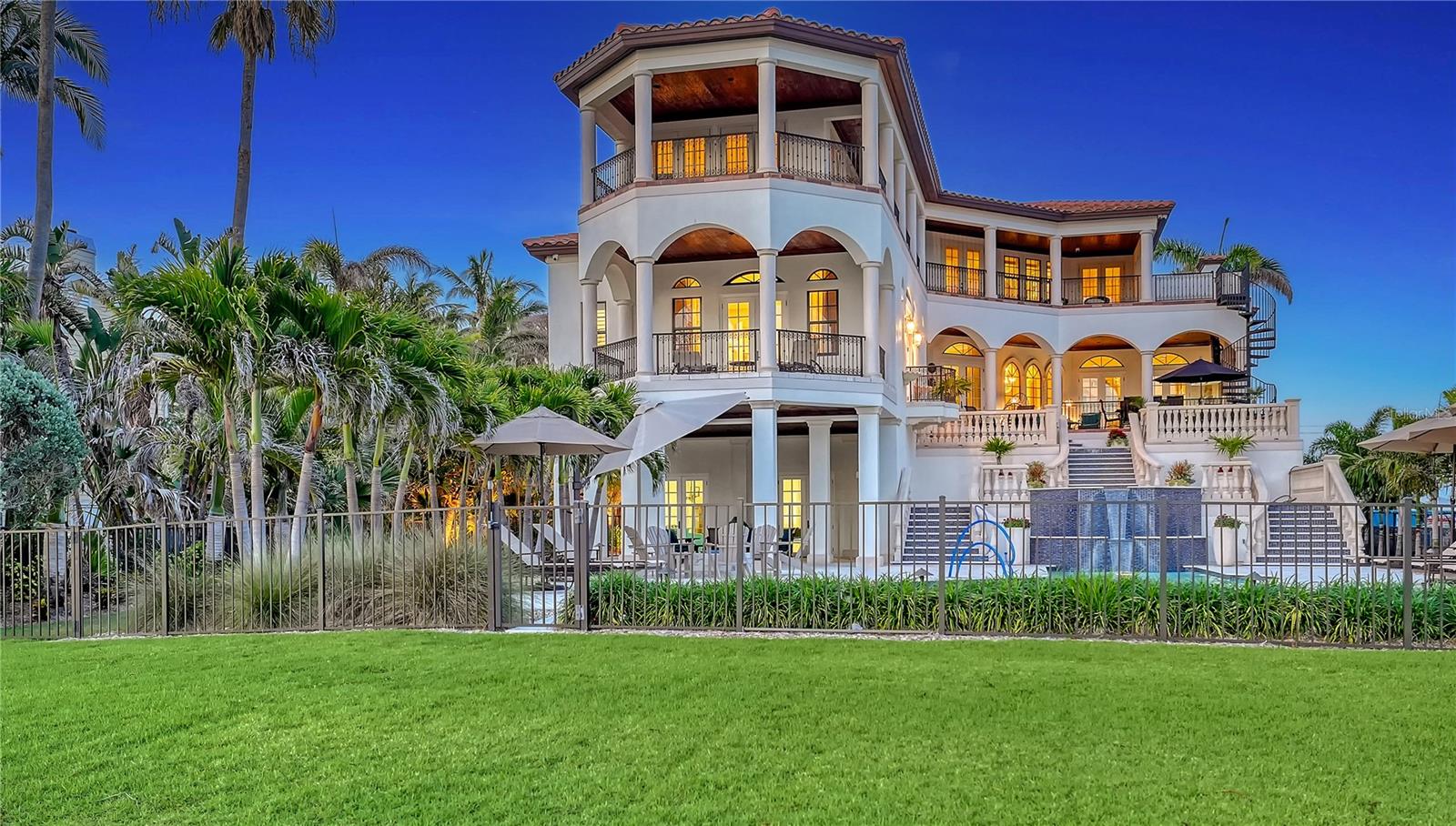 6001 GULF OF MEXICO DR