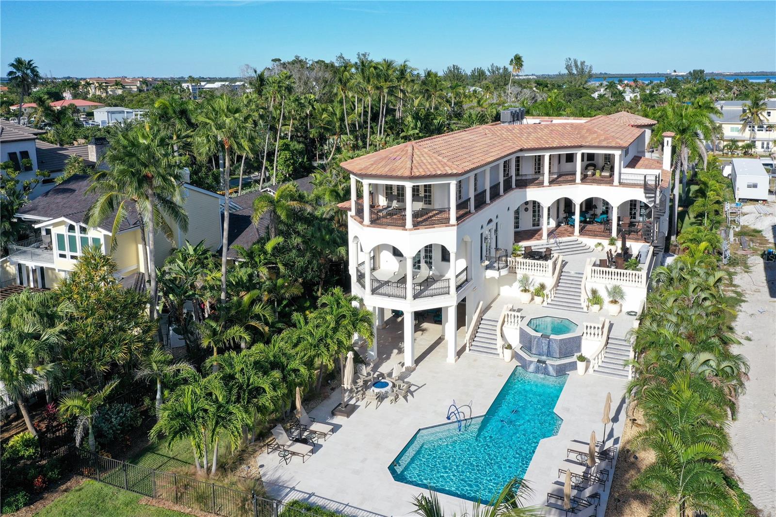 6001 GULF OF MEXICO DR