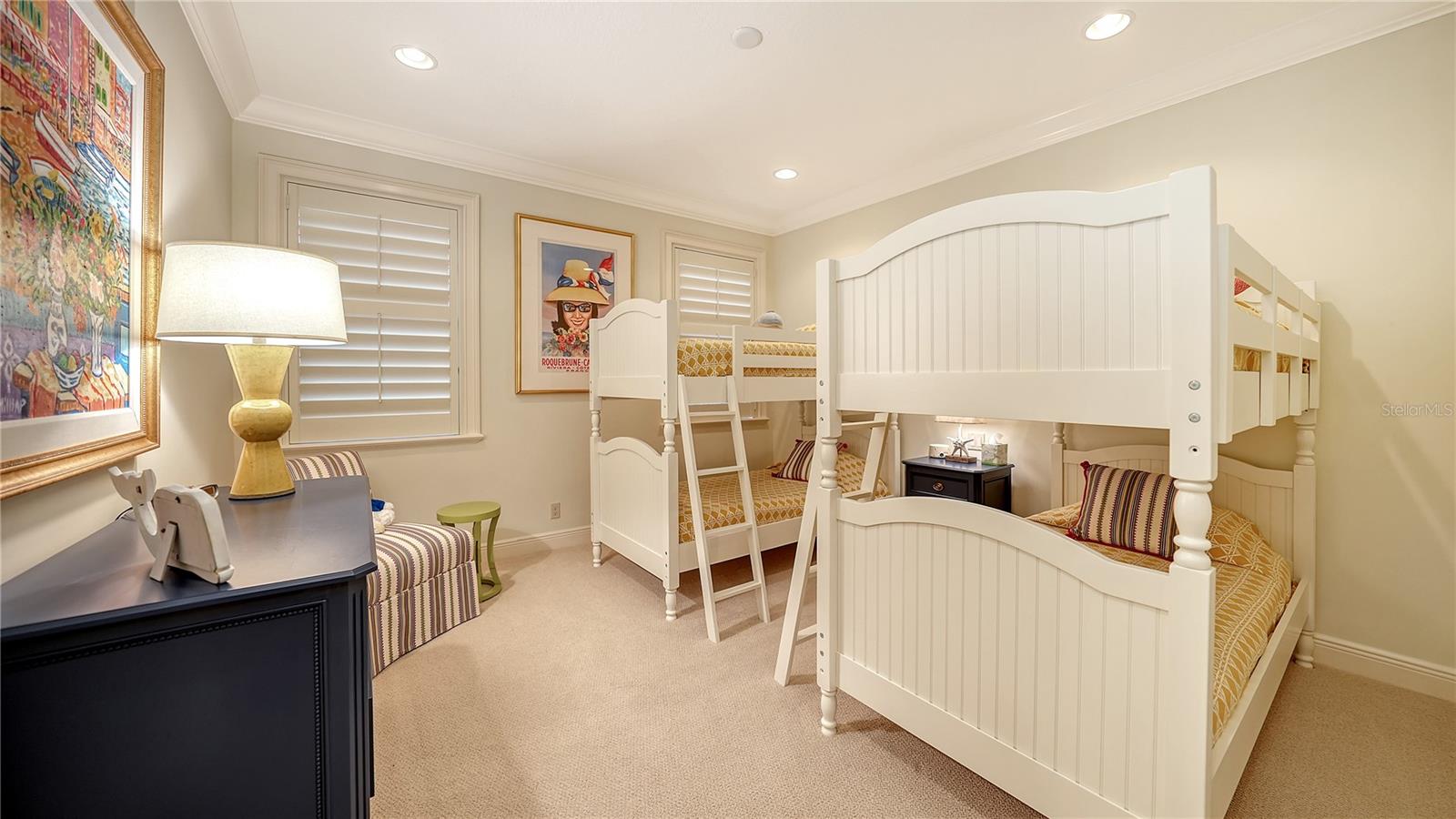 6001 GULF OF MEXICO DR