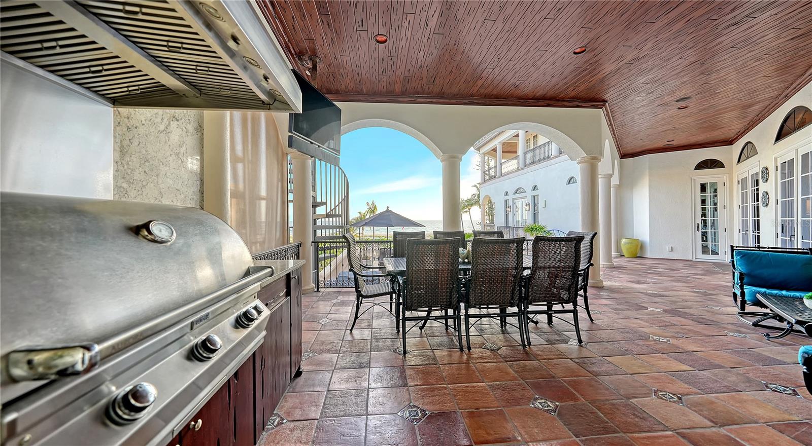 6001 GULF OF MEXICO DR