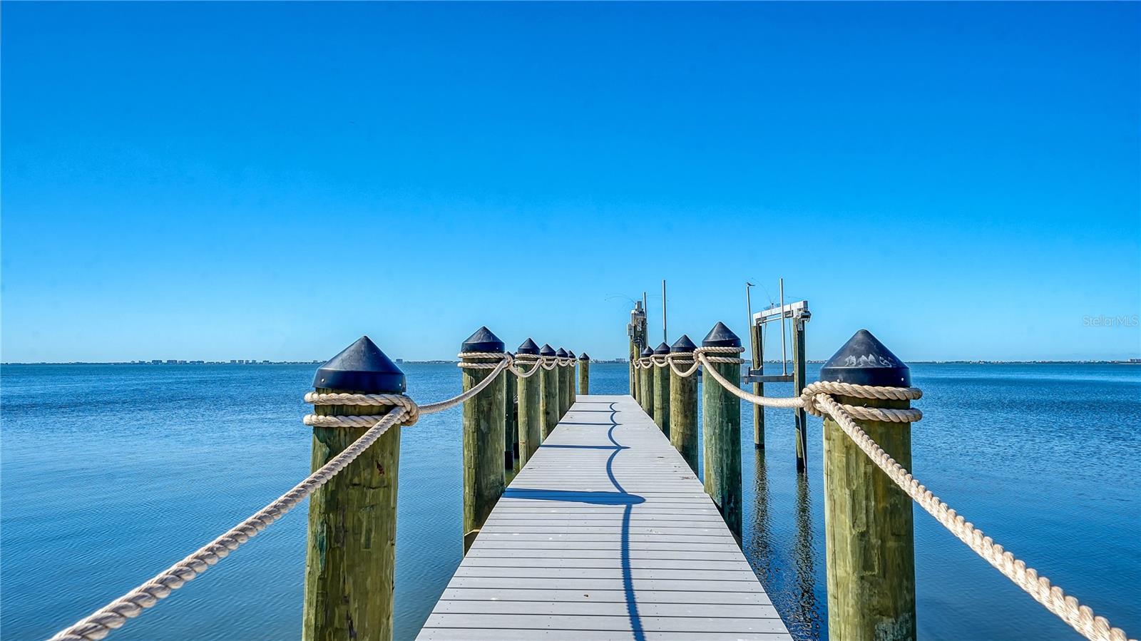 7418 WESTMORELAND DR