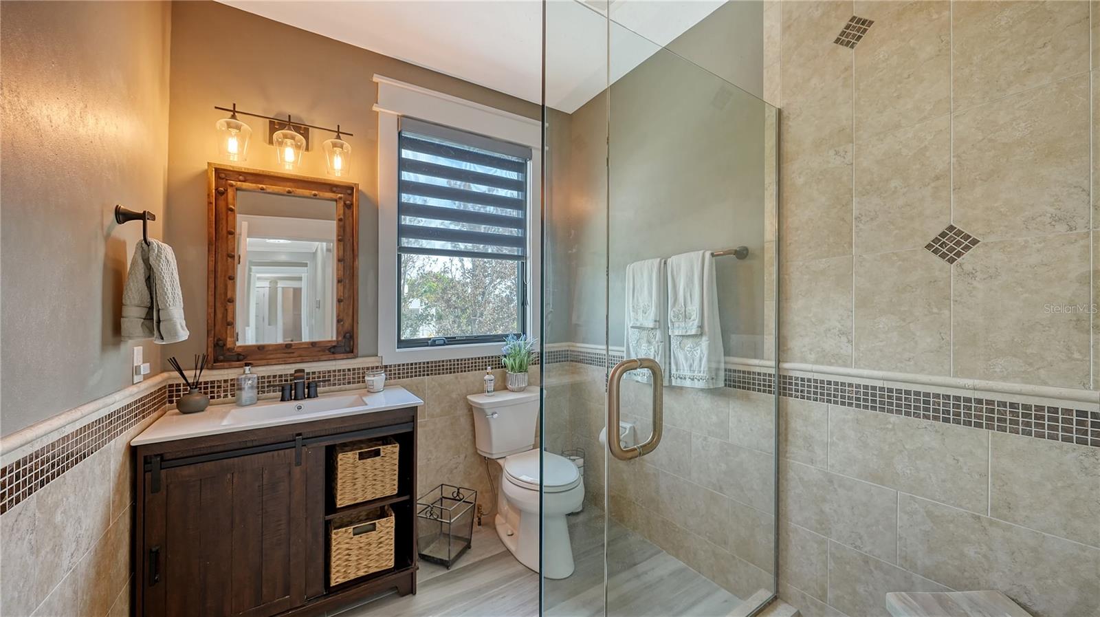 7418 WESTMORELAND DR