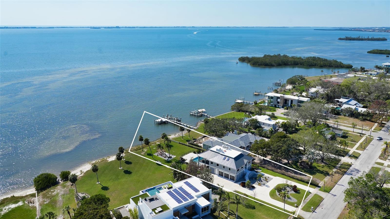 7418 WESTMORELAND DR