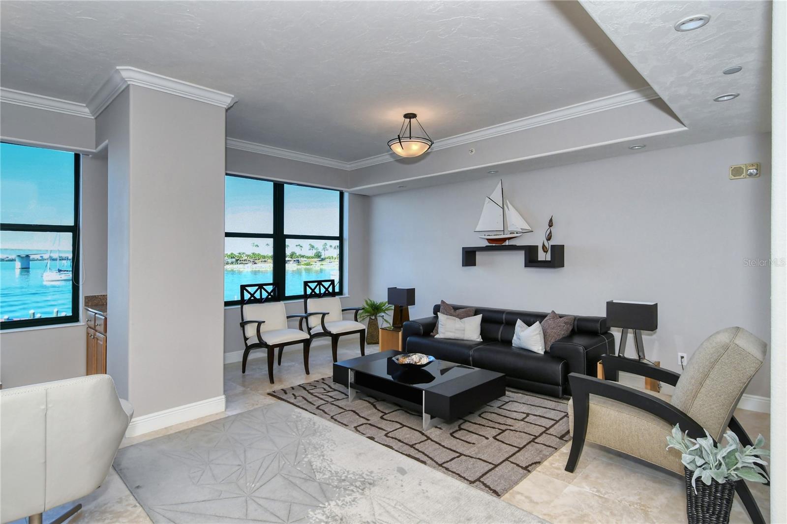 258 GOLDEN GATE PT #801