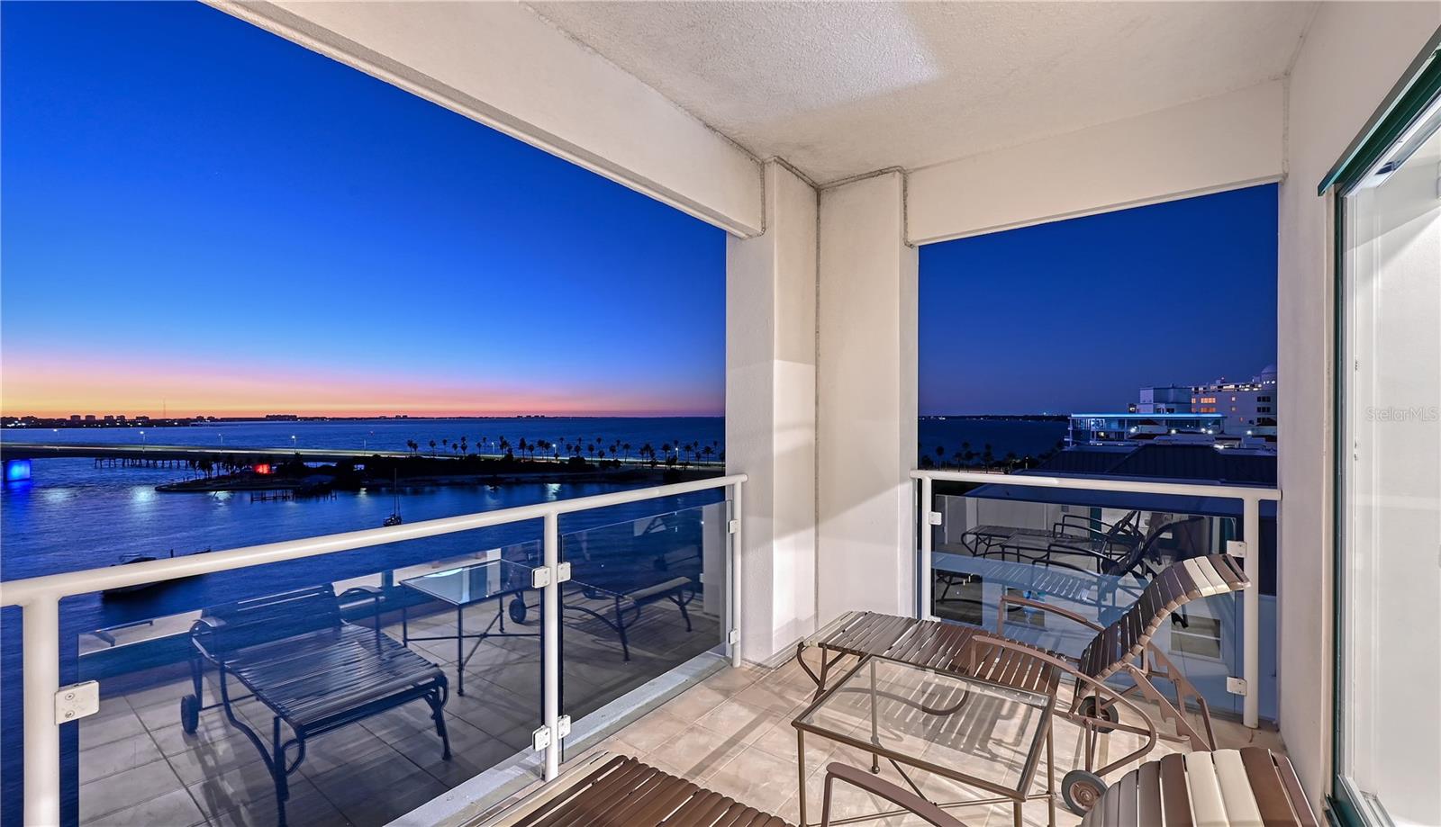 258 GOLDEN GATE PT #801