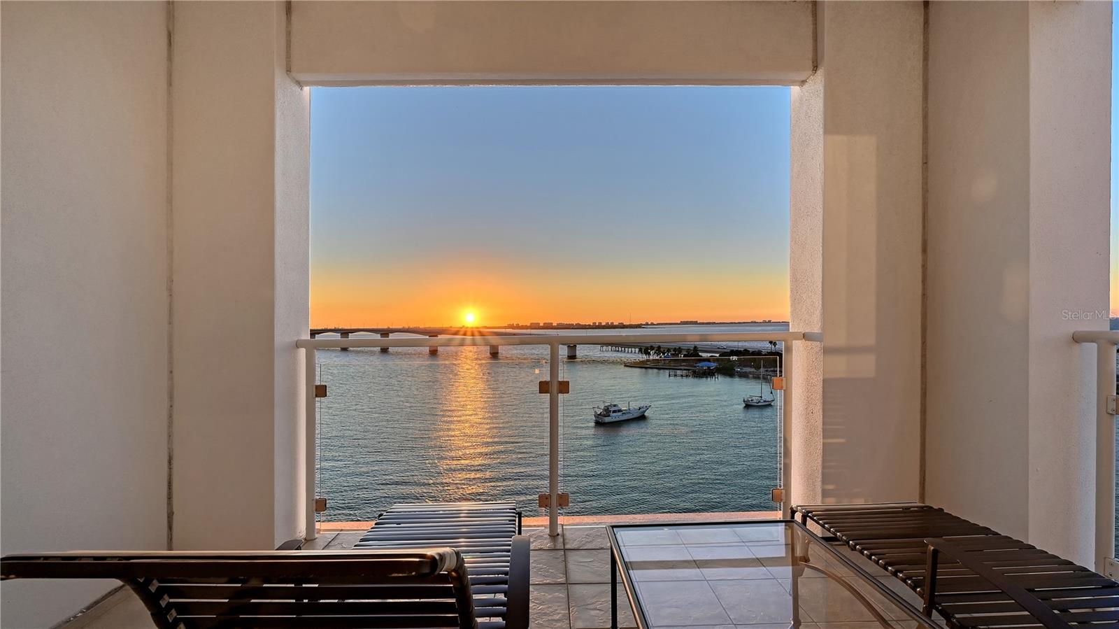 258 GOLDEN GATE PT #801