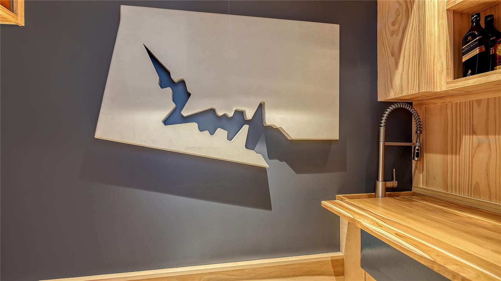 111 S PINEAPPLE AVE #1103