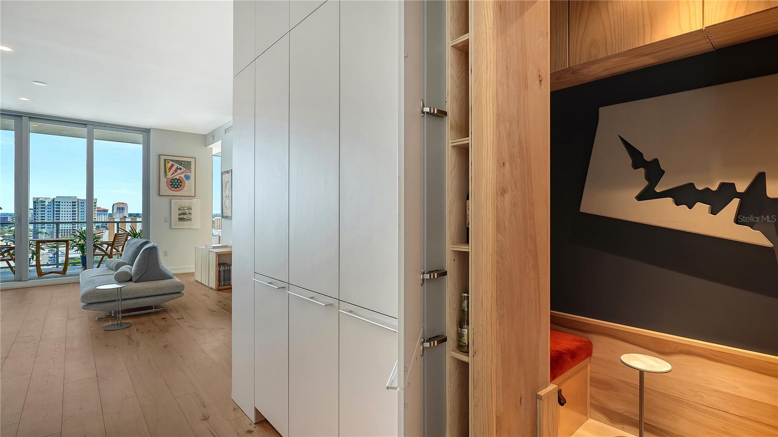 111 S PINEAPPLE AVE #1103