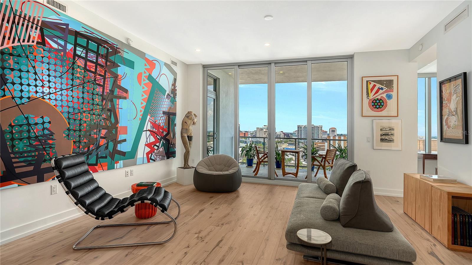 111 S PINEAPPLE AVE #1103