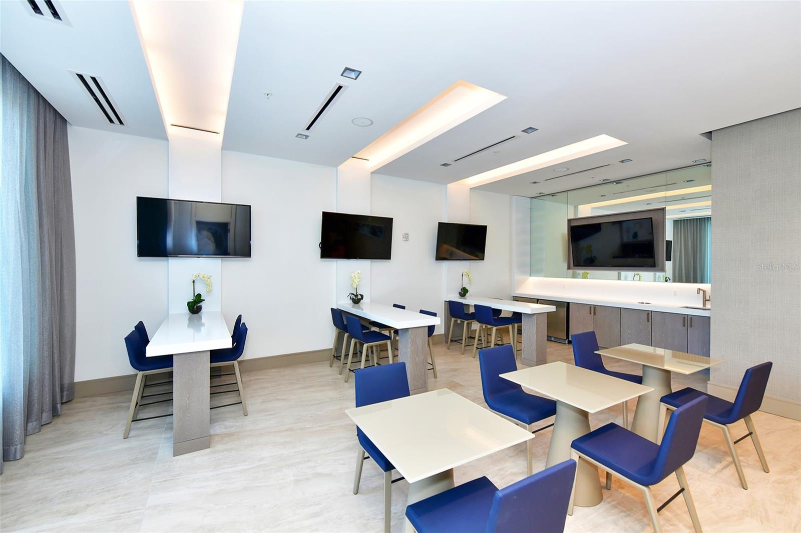 111 S PINEAPPLE AVE #1103