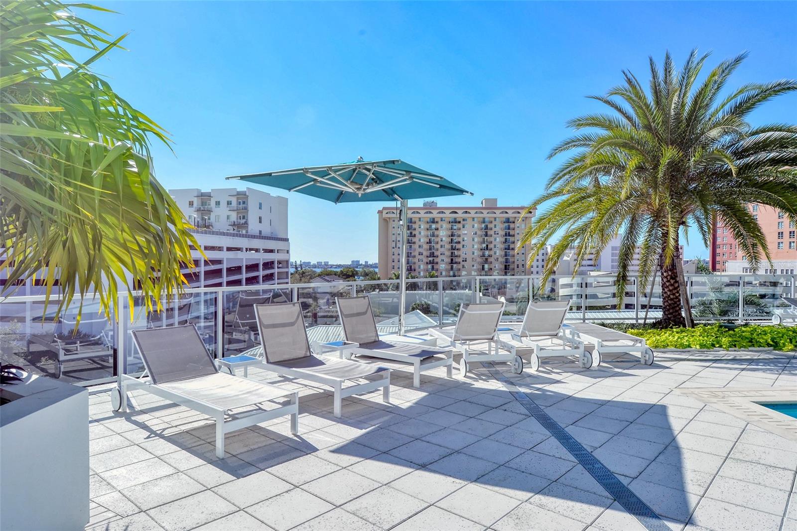 111 S PINEAPPLE AVE #1103