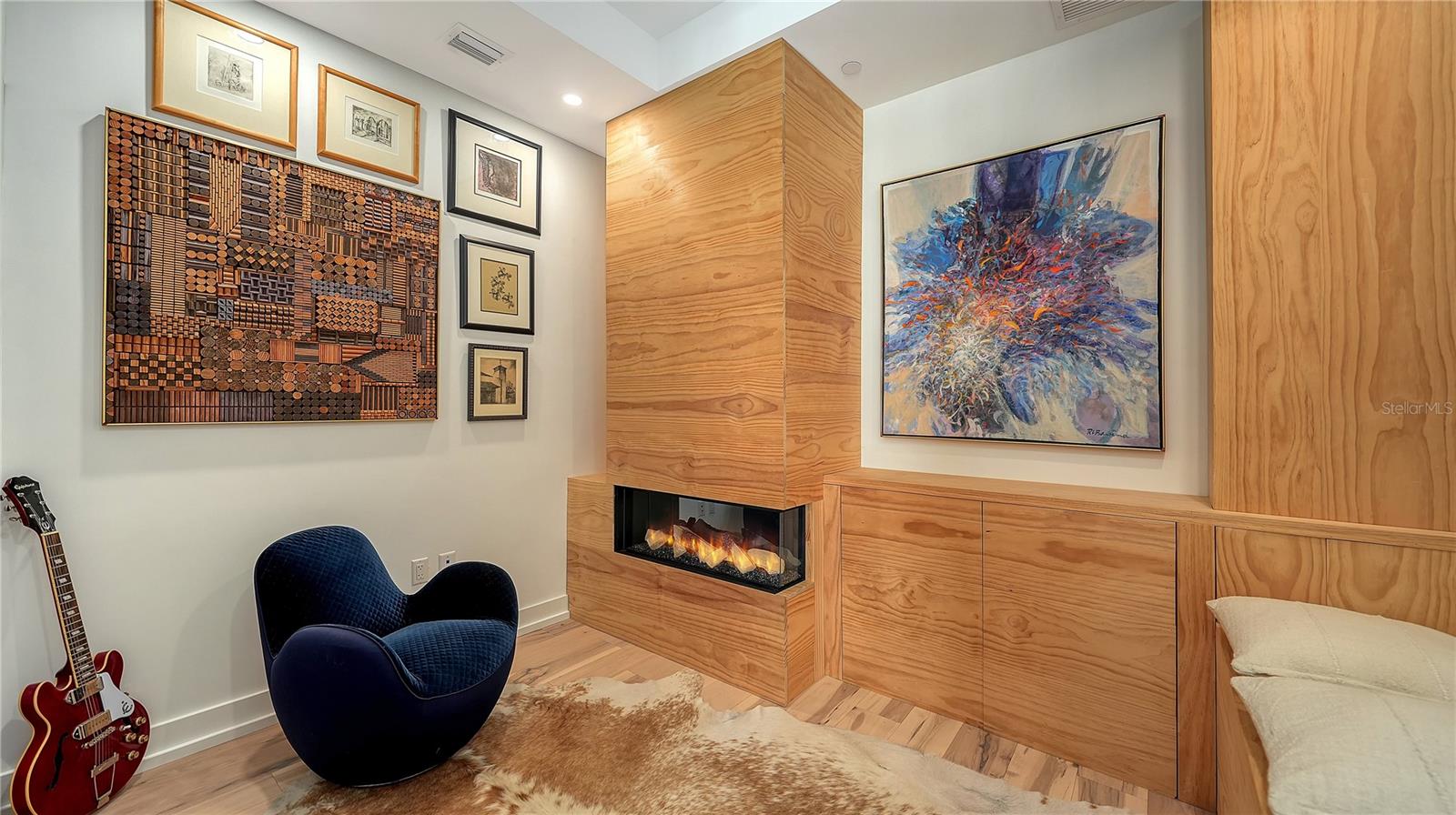 111 S PINEAPPLE AVE #1103