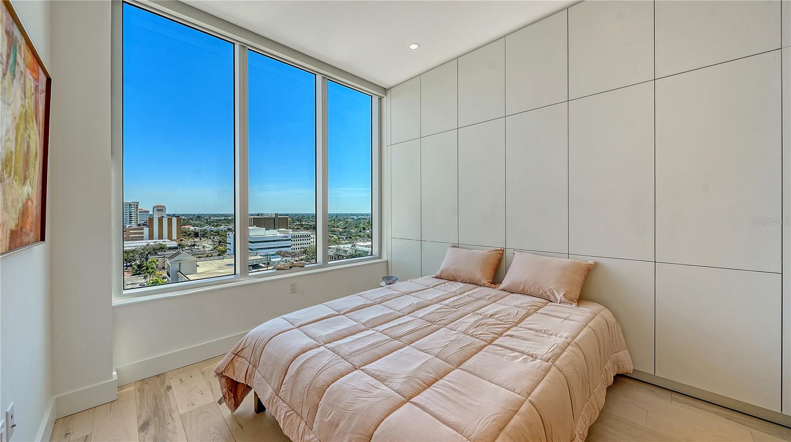 111 S PINEAPPLE AVE #1103