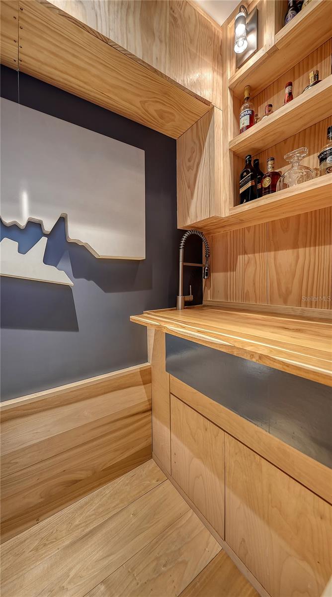 111 S PINEAPPLE AVE #1103