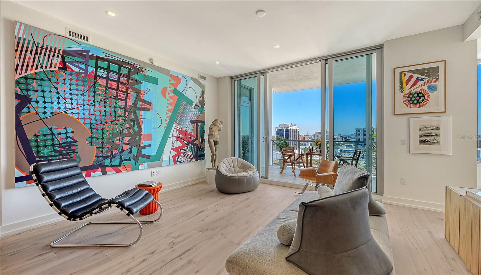 111 S PINEAPPLE AVE #1103